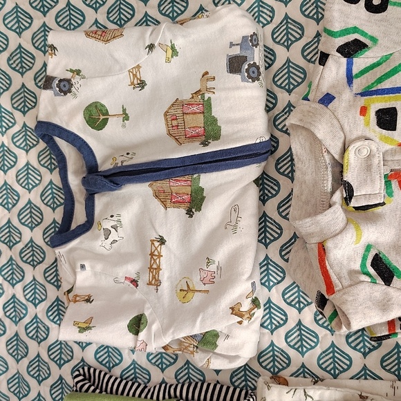 Mudpie And Carter's Baby Sleepers Bundle Of 5 0-6 Months Range - Picture 3 of 4